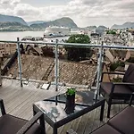 Panorama With 360 View Of The City شقة *